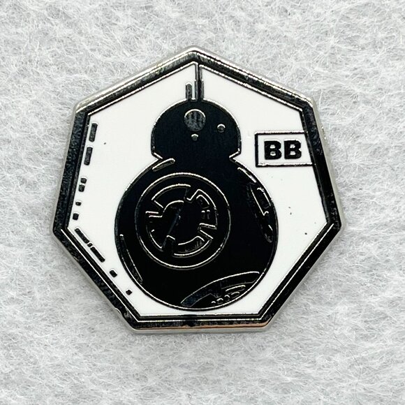 🔮 5/$25 Disney Star Wars Galaxy's Edge Droid Depot Mystery‎ Collection BB Pin - Picture 1 of 2